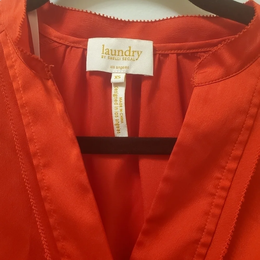 Laundry Red V-Neck Top - Goji Berry - Picture 4 of 13